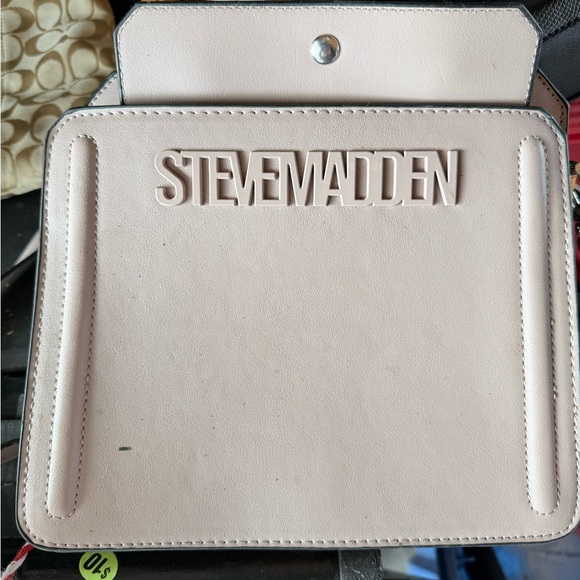 Steve Madden Light Pink Crossbody Bag - Picture 1 of 1